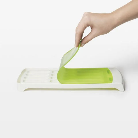 No-Spill Ice Stick Tray