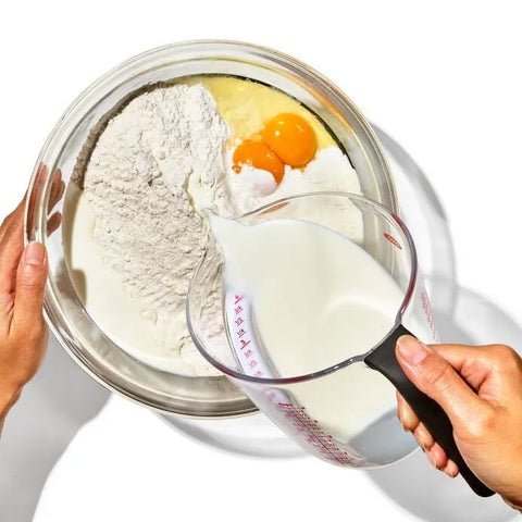 4-Cup Angled Measuring Cup