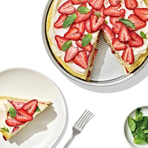 Non-Stick Pro Clear Coated 9in Round Cake Pan