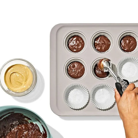 Non-Stick Pro Ceramic Coated Metal Bakeware 12 Cup Muffin Pan – Storm Blue